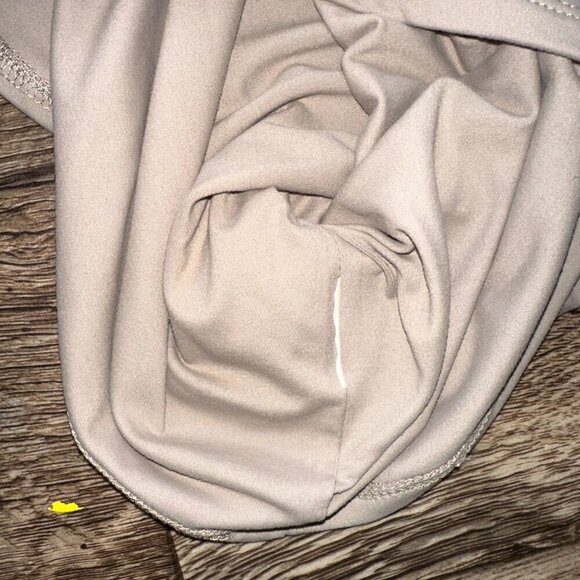 E FAN Medium Women's Taupe Tank Top Buttery Soft High Neck Cropped - Picture 10 of 12